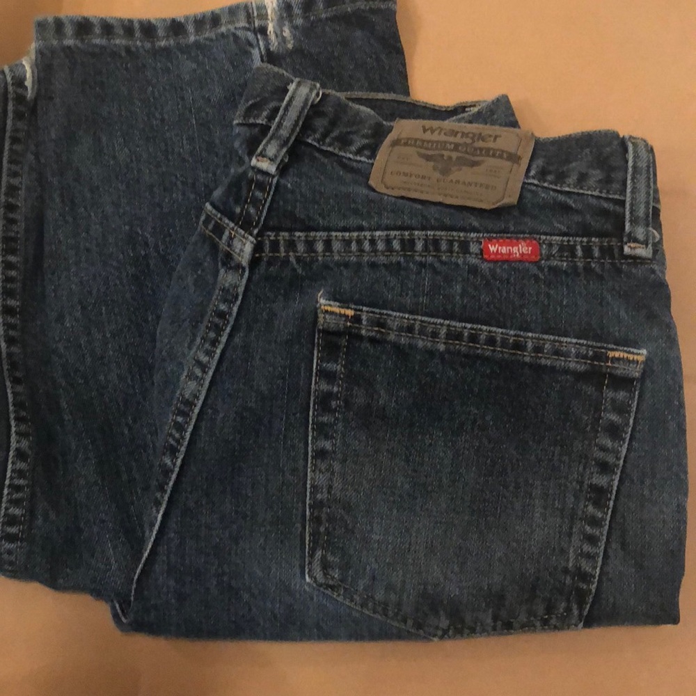 Wrangler 30 x 30 straight jeans